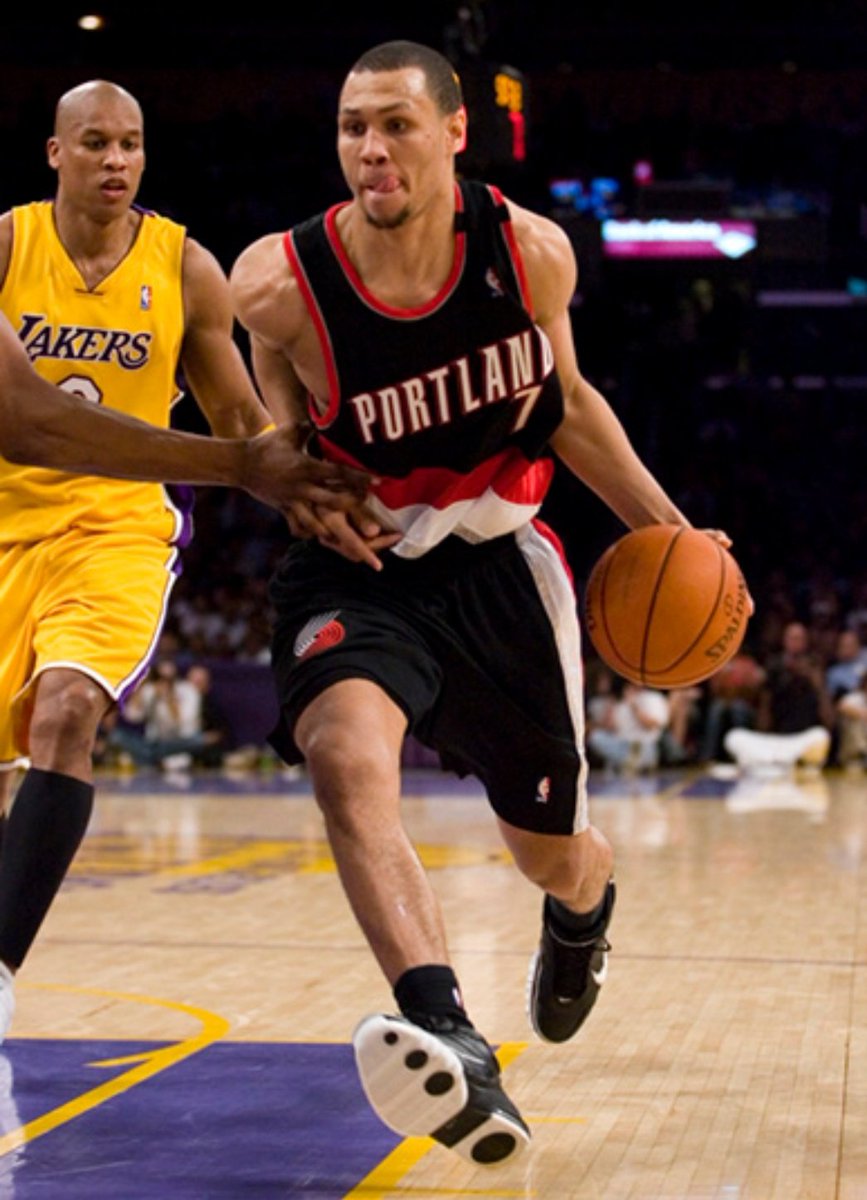 0年8月的 0年8月的