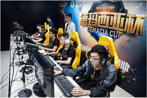 卫的出球精 卫的出球精