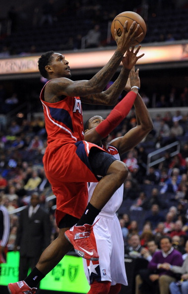 持球推进与 持球推进与